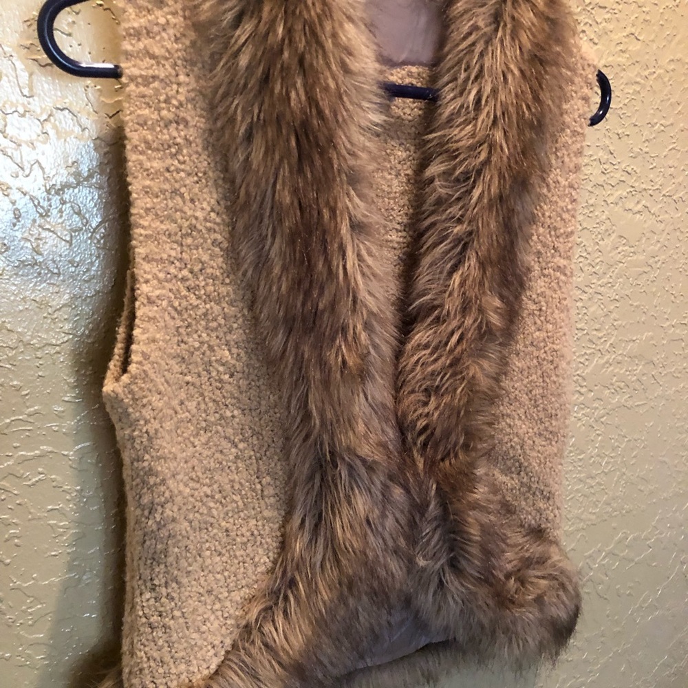 Sweater Vest